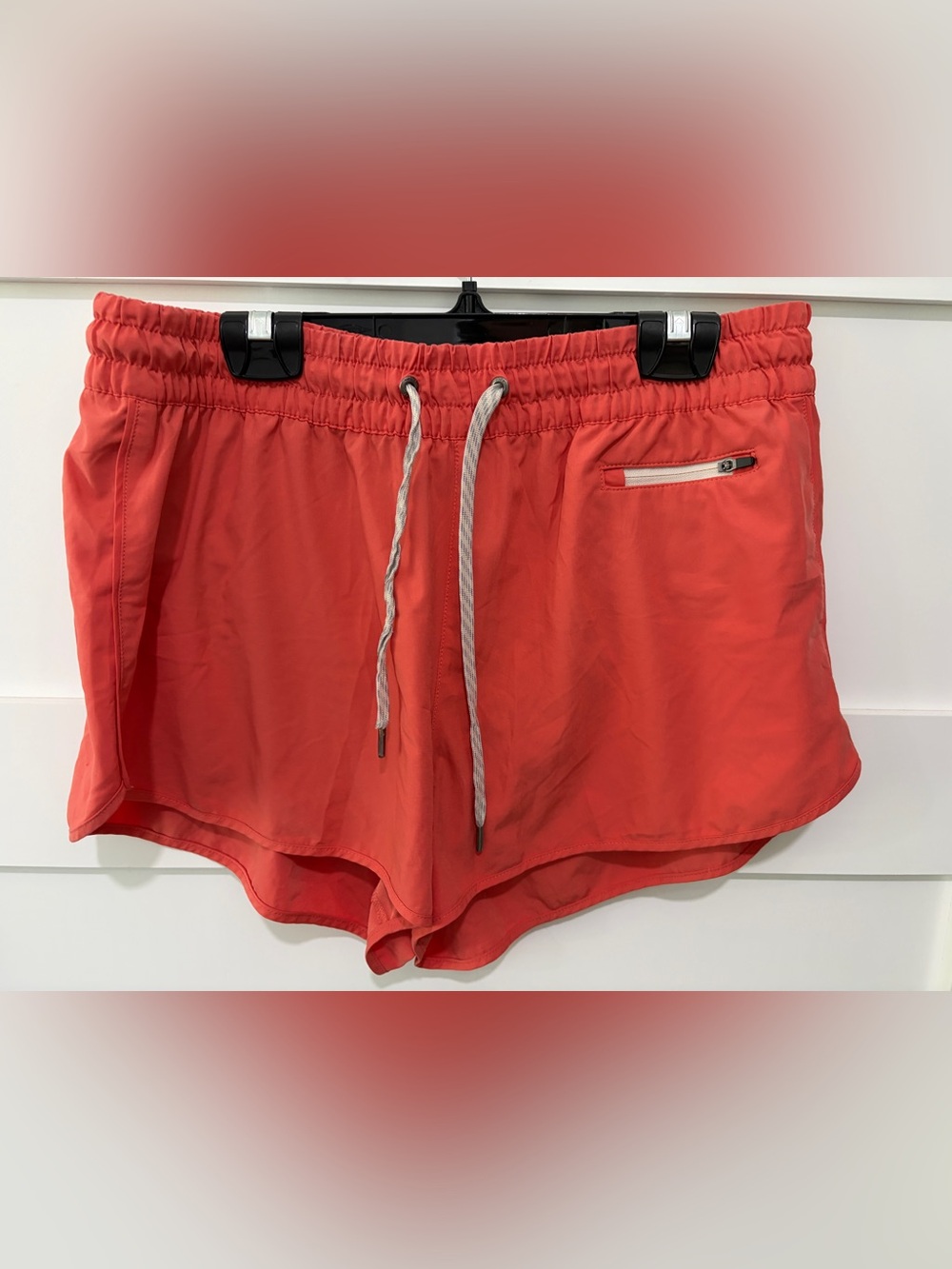 Vuori Clementine 2.0 shorts 2.5”